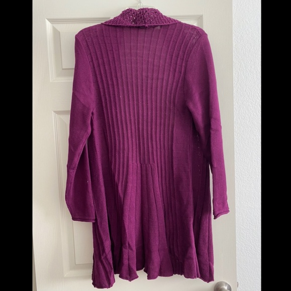 Women's Cable-knit Cardigan Sweater - Picture 2 of 4